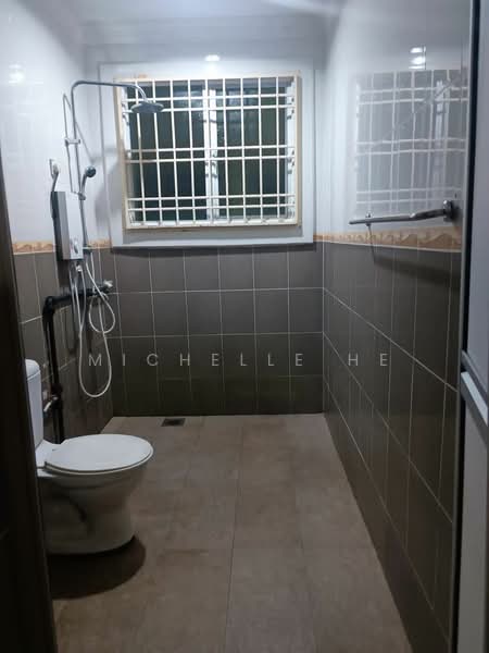 Semi-Detached House for Sale in Taman Perling (Perling) - Michelle He - Bathroom - PropertyGuru.com.my