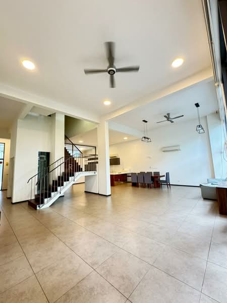 Rumah Teres untuk Disewa di The Mansions (Desa Parkcity) - Rex Tan - Living Room - PropertyGuru.com.my
