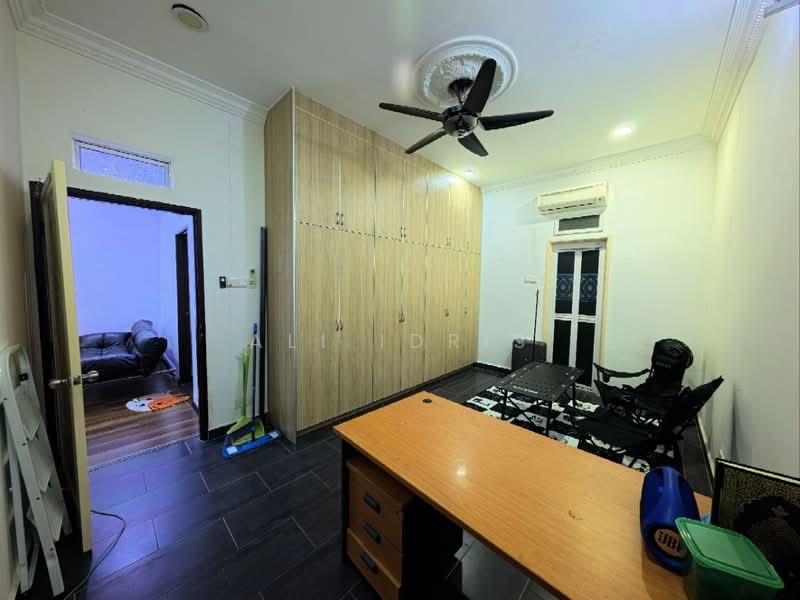 2.5-storey Terraced House for Sale in Ukay Perdana (Ulu Kelang) - Ali Idris - Interior - PropertyGuru.com.my
