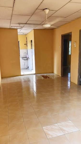 Flat for Sale at Seksyen 2 Wangsa Maju Flat - Ahmad Muslim - PropertyGuru.com.my