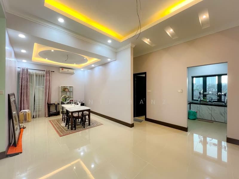 Terraced House for Sale in Desa Sri Hartamas (Sri Hartamas) - Hanif Hanz - Living Room - PropertyGuru.com.my