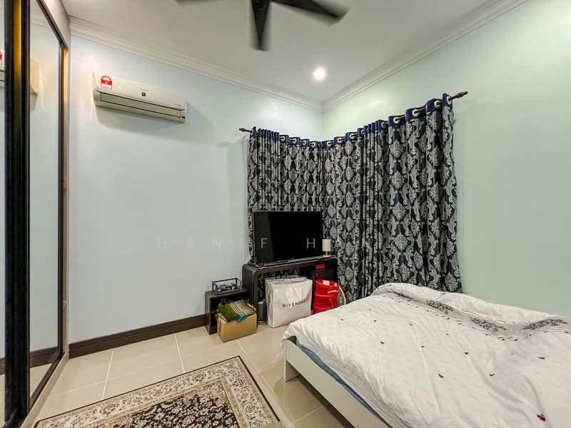 Terraced House for Sale in Desa Sri Hartamas (Sri Hartamas) - Hanif Hanz - Bedroom - PropertyGuru.com.my
