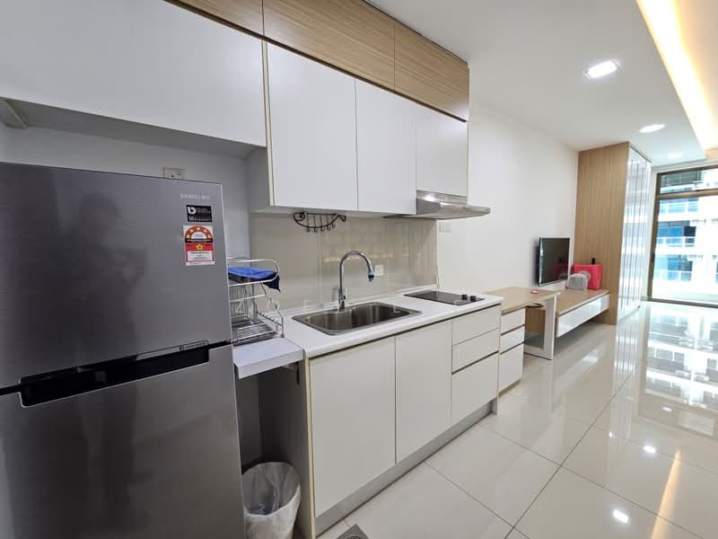 Condominium for Sale at PARC Regency (Residensi Masai) - Zoey Lee - Kitchen - PropertyGuru.com.my