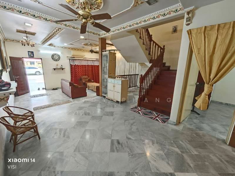2-storey Terraced House for Rent in Bercham (Ipoh) - Mandy Phang - Living Room - PropertyGuru.com.my