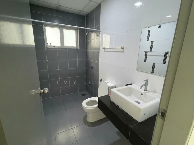 Condominium for Rent at The Wharf Residence - Ivy Chong - Bathroom - PropertyGuru.com.my