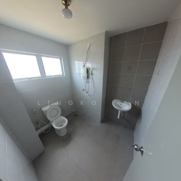 Pangsapuri untuk Disewa di The Venus Residence - Lingko Tan - Bathroom  - PropertyGuru.com.my