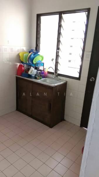 Apartment for Sale at Ria 2 Apartment - Alan Tia - Kitchen - PropertyGuru.com.my