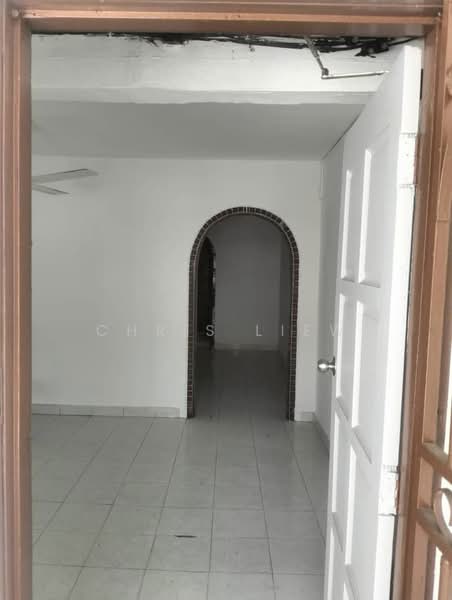 2-storey Terraced House for Sale in Taman Megah Ria (Masai) - Chris Liew - Entrance - PropertyGuru.com.my