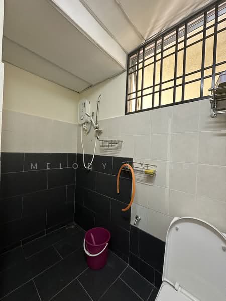 Kondominium untuk Dijual di Platinum Hill PV 5 - Melody Leong - Bathroom - PropertyGuru.com.my
