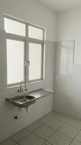 Pangsapuri untuk Disewa di Bayu Andaman - CK Wong - Kitchen - PropertyGuru.com.my