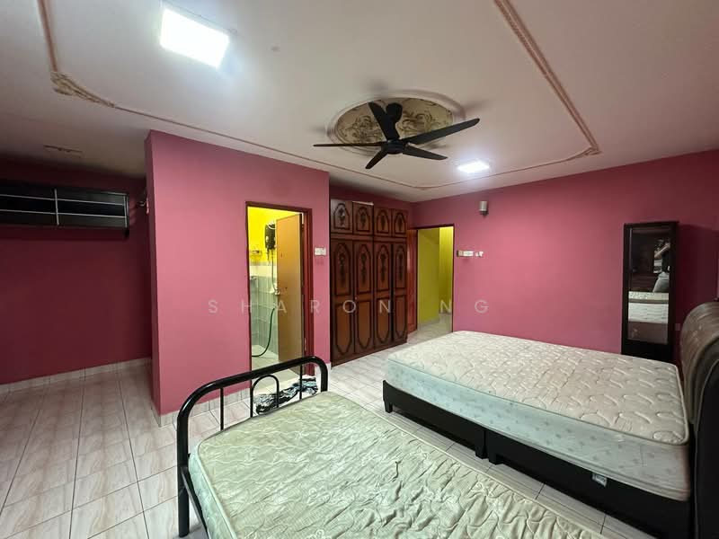 2-storey Terraced House for Sale in Taman Mutiara Rini (Skudai) - Sharon Ng - Bedroom - PropertyGuru.com.my