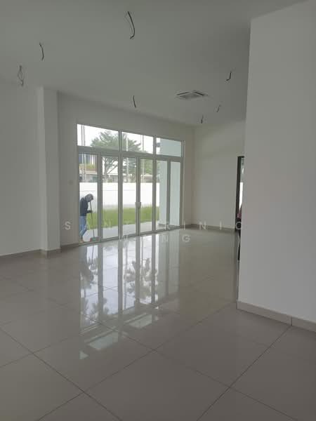 Semi-Detached House for Sale in Taman Ponderosa (Johor Bahru) - Santorinic Wang - Living Room - PropertyGuru.com.my