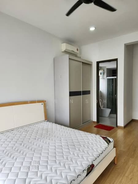 Condominium for Rent at Bay Point @ Country Garden Danga Bay - Eldwin Soh - Bedroom - PropertyGuru.com.my