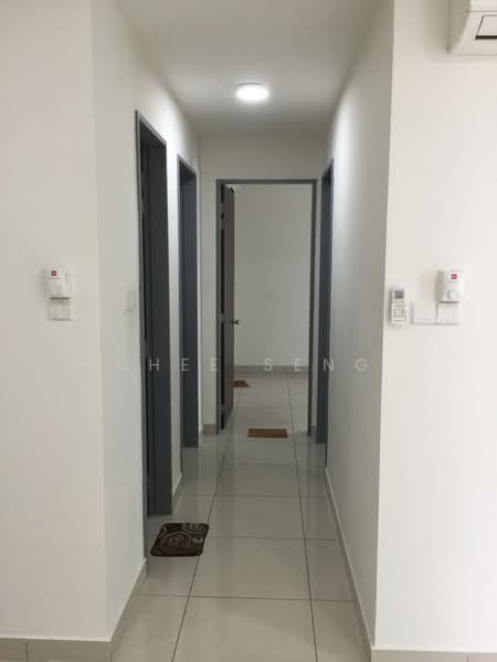 Servis Apartment untuk Disewa di KL Traders Square - Chee Seng - Corridor - PropertyGuru.com.my