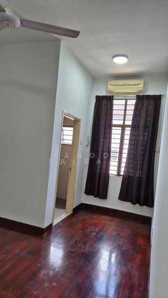 Rumah Teres 2 Tingkat untuk Disewa di 16 Sierra (Puchong) - Tango Balraj - Interior - PropertyGuru.com.my