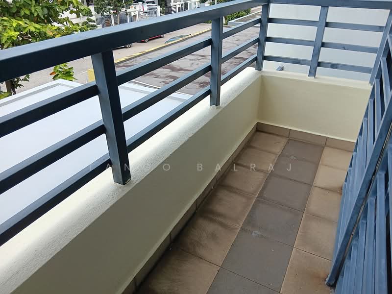 2-storey Terraced House for Rent in 16 Sierra (Puchong) - Tango Balraj - Balcony - PropertyGuru.com.my