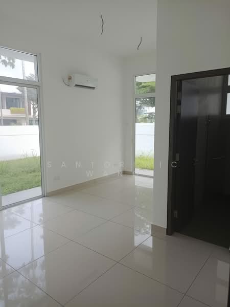 Semi-Detached House for Sale in Taman Ponderosa (Johor Bahru) - Santorinic Wang - Interior - PropertyGuru.com.my