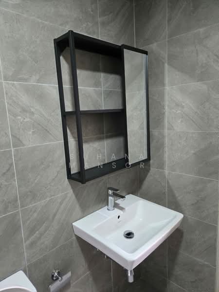 Servis Apartment untuk Disewa di Quinn Residence - Suhana Mansor - Bathroom - PropertyGuru.com.my
