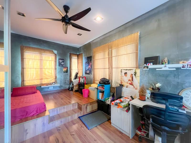 Rumah Berkembar untuk Dijual di Shah Alam (Selangor) - Reena Sarif - Bedroom - PropertyGuru.com.my