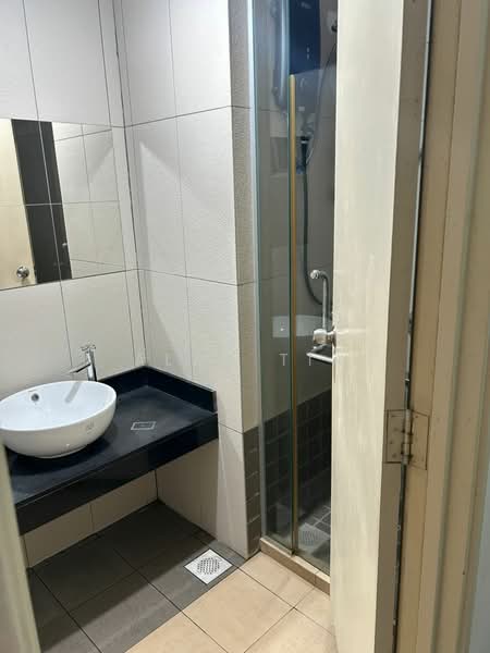 Apartment for Rent at Larkin Residence (Phase Three) - Alan Tia - Bathroom - PropertyGuru.com.my