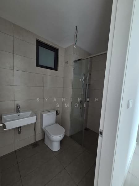 Service Residence for Rent at Serviced Residence @ Sunway D'hill Residences - Syahirah Ismol - Bathroom - PropertyGuru.com.my