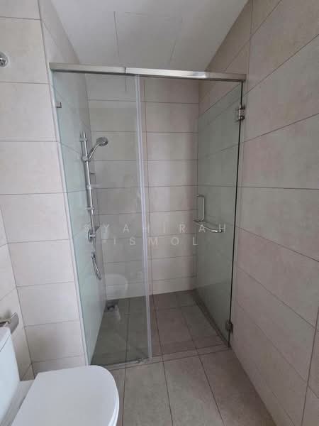 Servis Apartment untuk Disewa di Sunway D'hill Residences - Syahirah Ismol - Bathroom - PropertyGuru.com.my