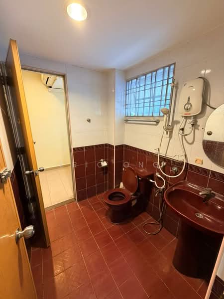 2-storey Terraced House for Sale in Pandan Indah (Ampang) - Eric Ong - Bathroom - PropertyGuru.com.my