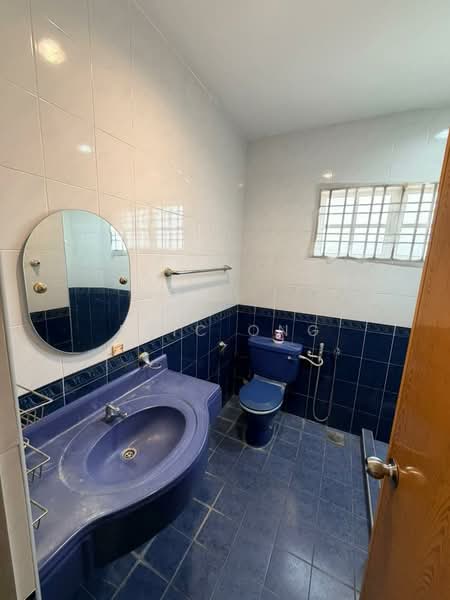 2-storey Terraced House for Sale in Pandan Indah (Ampang) - Eric Ong - Bathroom - PropertyGuru.com.my