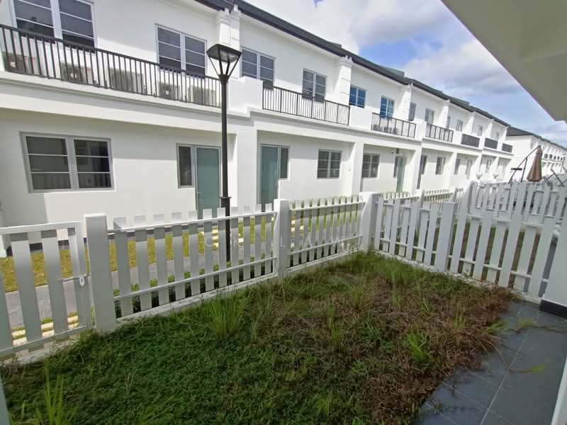 Rumah Teres 2-Tingkat untuk Dijual di Eco Majestic (Semenyih) - CK Law - Exterior - PropertyGuru.com.my