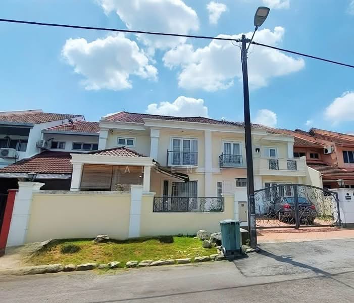 Rumah Teres 2 Tingkat untuk Dijual di Taman Tun Dr Ismail (Kuala Lumpur) - Allen . - Exterior - PropertyGuru.com.my