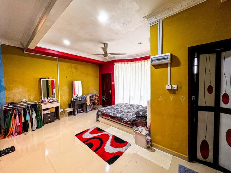 Rumah Teres 2 Tingkat untuk Dijual di Puncak Alam (Selangor) - Noor Aini Bt Ayob - Bedroom - PropertyGuru.com.my