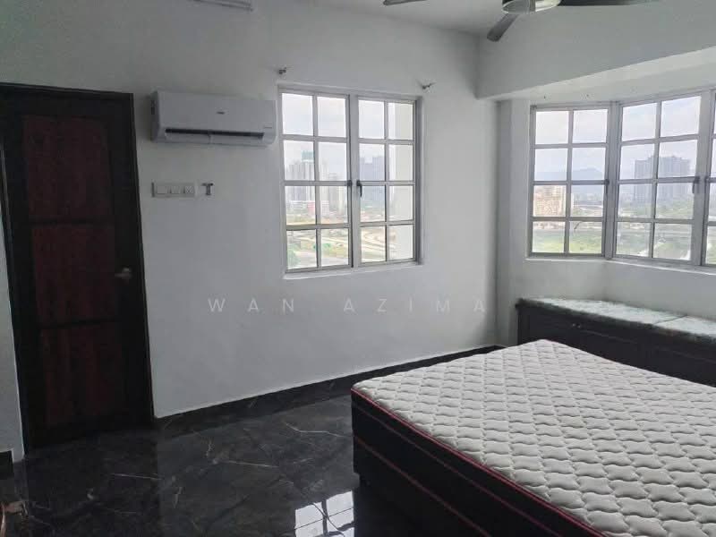 Condominium for Sale at Heritage - Wan Azima - Bedroom - PropertyGuru.com.my