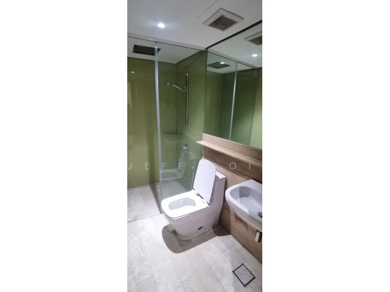 Servis Apartment untuk Disewa di Sky Suites @ KLCC - Jeff Ooi - Bathroom - PropertyGuru.com.my