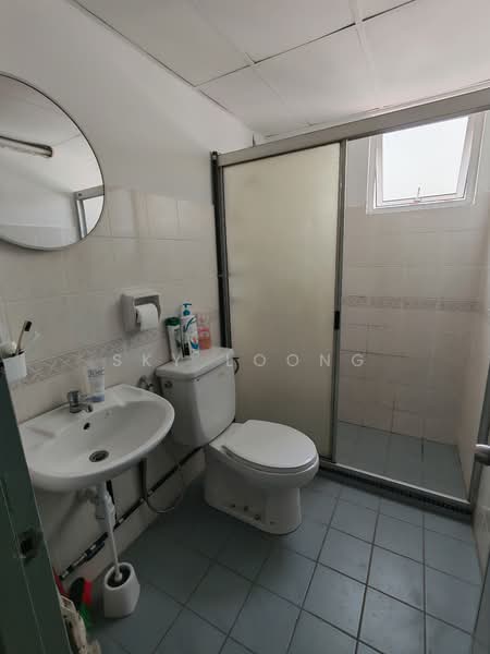 Kondominium untuk Dijual di Pantai Hillpark 2 - Sky Loong - Bathroom - PropertyGuru.com.my
