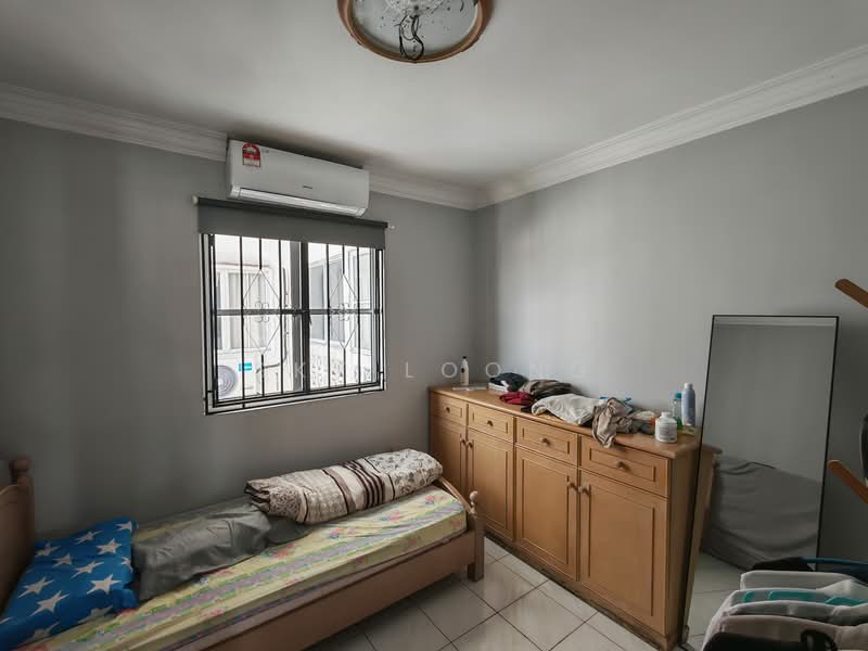 Kondominium untuk Dijual di Pantai Hillpark 2 - Sky Loong - Bedroom - PropertyGuru.com.my