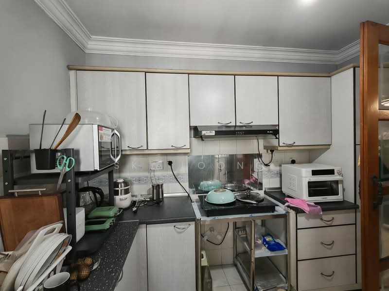 Kondominium untuk Dijual di Pantai Hillpark 2 - Sky Loong - Kitchen - PropertyGuru.com.my