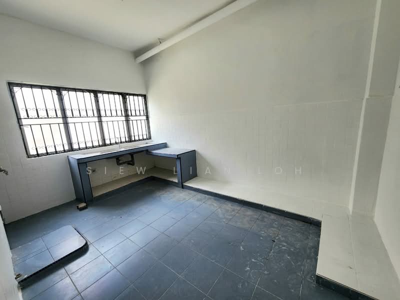 Rumah Teres 2 Tingkat untuk Dijual di SS2 (Petaling Jaya) - Siew Lian Loh - Kitchen - PropertyGuru.com.my