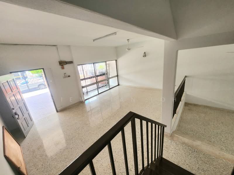 Rumah Teres 2 Tingkat untuk Dijual di SS2 (Petaling Jaya) - Siew Lian Loh - Living Room - PropertyGuru.com.my