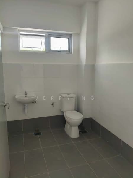 Detached Factory for Sale in Kempas (Johor Bahru) - Jerry Ng - Bathroom - PropertyGuru.com.my