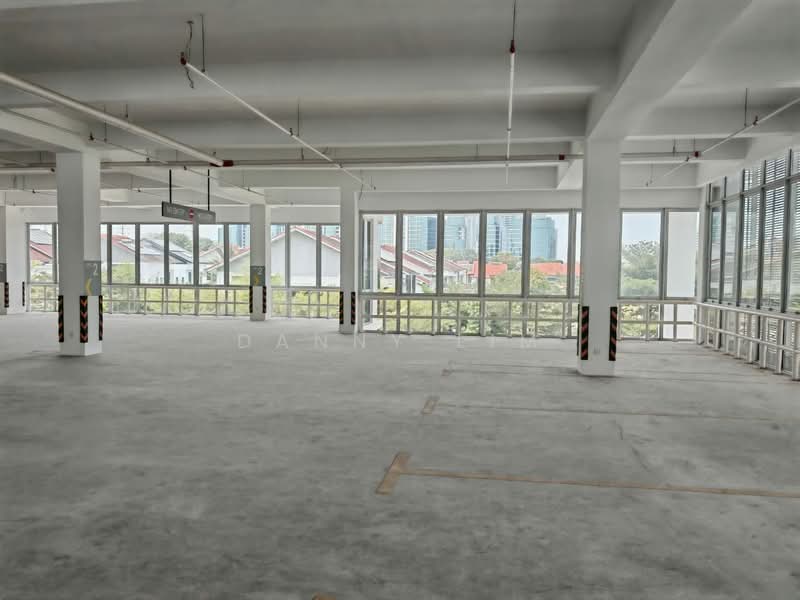 Factory for Rent in Glenmarie (Selangor) - Danny Lim - Car Park - PropertyGuru.com.my