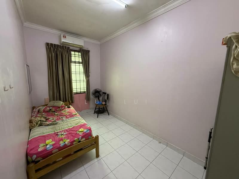 2-storey Terraced House for Sale in Taman Seri Orkid (Skudai) - Lui Lui - Bedroom - PropertyGuru.com.my