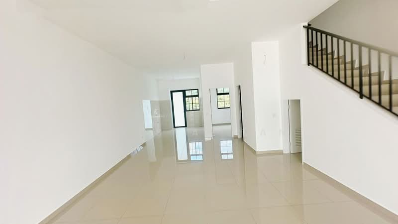 Rumah Teres 2 Tingkat untuk Dijual di Eco Botanic 2 (Iskandar Puteri (Nusajaya)) - Crystal Tan - Living Room - PropertyGuru.com.my