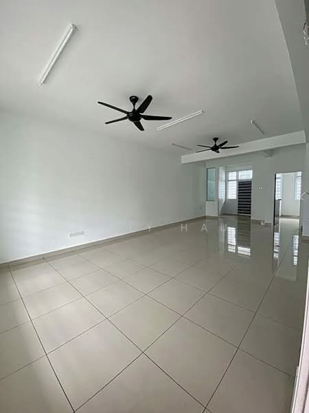 2-storey Terraced House for Sale in Taman Mutiara Rini (Skudai) - Emily Hau - Living Room - PropertyGuru.com.my