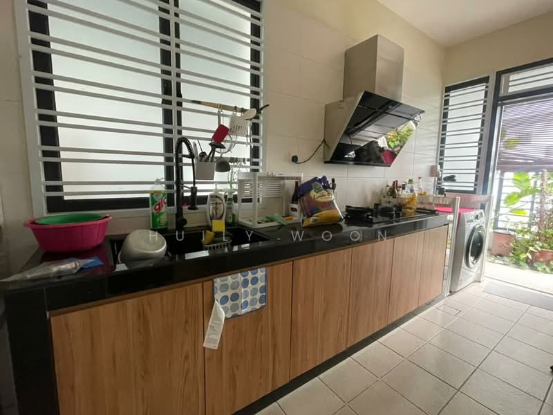 Rumah Teres 2 Tingkat untuk Disewa di Taman Glenmarie (Johor Bahru) - Huily Woon - Kitchen - PropertyGuru.com.my