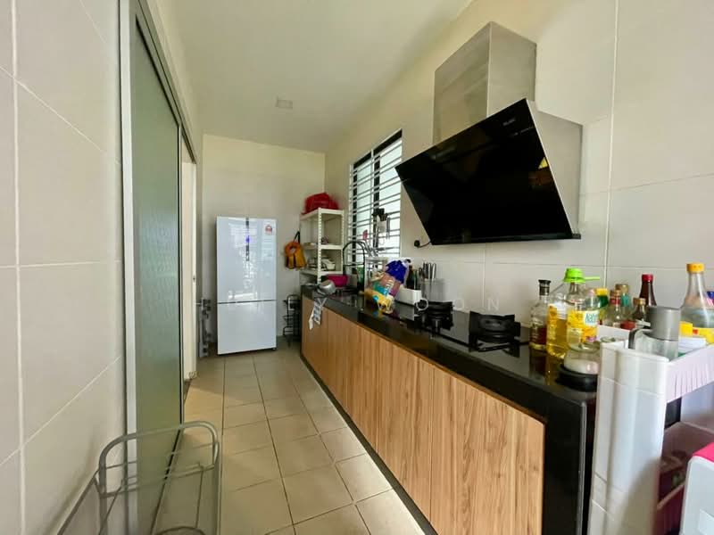 Rumah Teres 2 Tingkat untuk Disewa di Taman Glenmarie (Johor Bahru) - Huily Woon - Kitchen - PropertyGuru.com.my