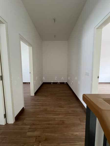 Rumah Teres untuk Dijual di Klang (Selangor) - Noor Zalifa Binti Zakaria - Corridor - PropertyGuru.com.my