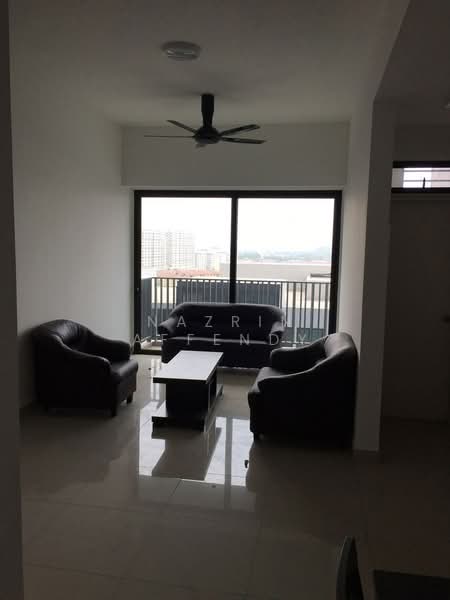 Servis Apartment untuk Dijual di i-Residence @ i-City - Nazrin Affendy - Living Room - PropertyGuru.com.my