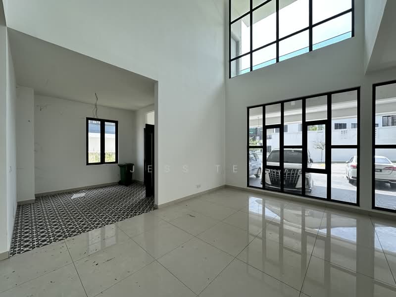 Bungalow for Sale in Shah Alam (Selangor) - Jess Tee - Living Room - PropertyGuru.com.my