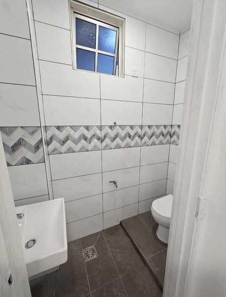 2-storey Terraced House for Sale in Taman Universiti (Skudai) - Yen Ma - Bathroom - PropertyGuru.com.my