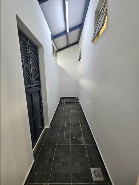 2-storey Terraced House for Sale in Taman Universiti (Skudai) - Yen Ma - Corridor - PropertyGuru.com.my